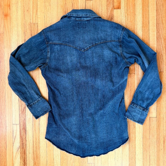 Y2K Classic Wrangler Denim Snap Western Shirt - Picture 2 of 6